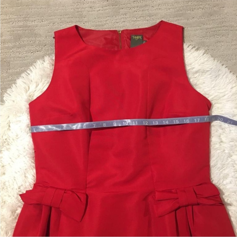 Taylor Sleeveless Women’s Red Dress with Sweet Bow Detail - Picture 6 of 10